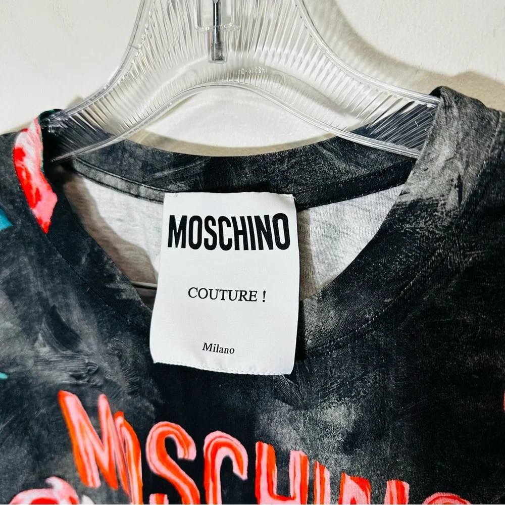MOSCHINO COUTURE
Moschino Couture cropped t-shirt with logo size M - Picture 5 of 7